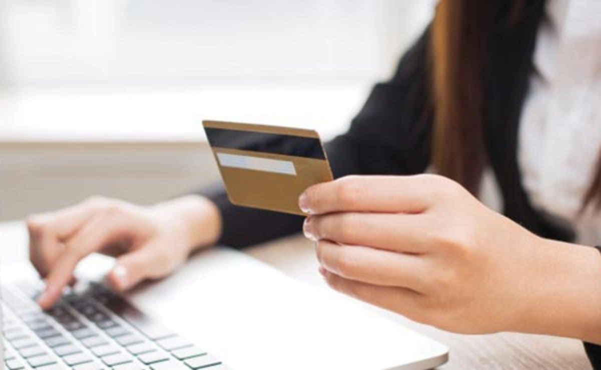 Cómo pagar Blue Telecomm con Tarjeta